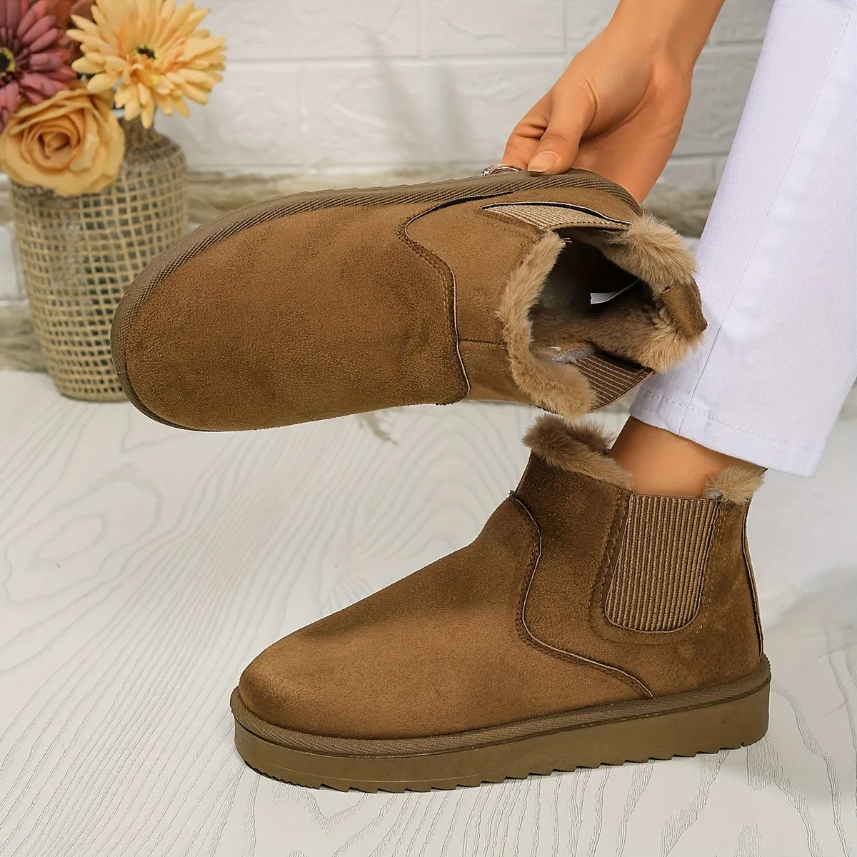 Alero Plush Ankle Boots