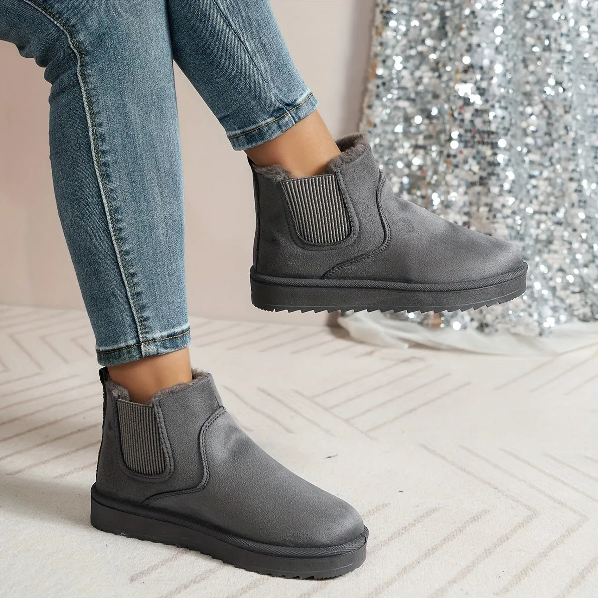Alero Plush Ankle Boots