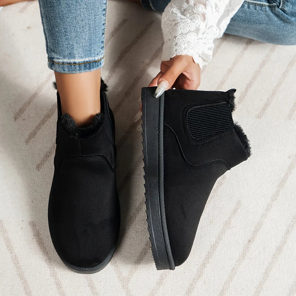 Alero Plush Ankle Boots