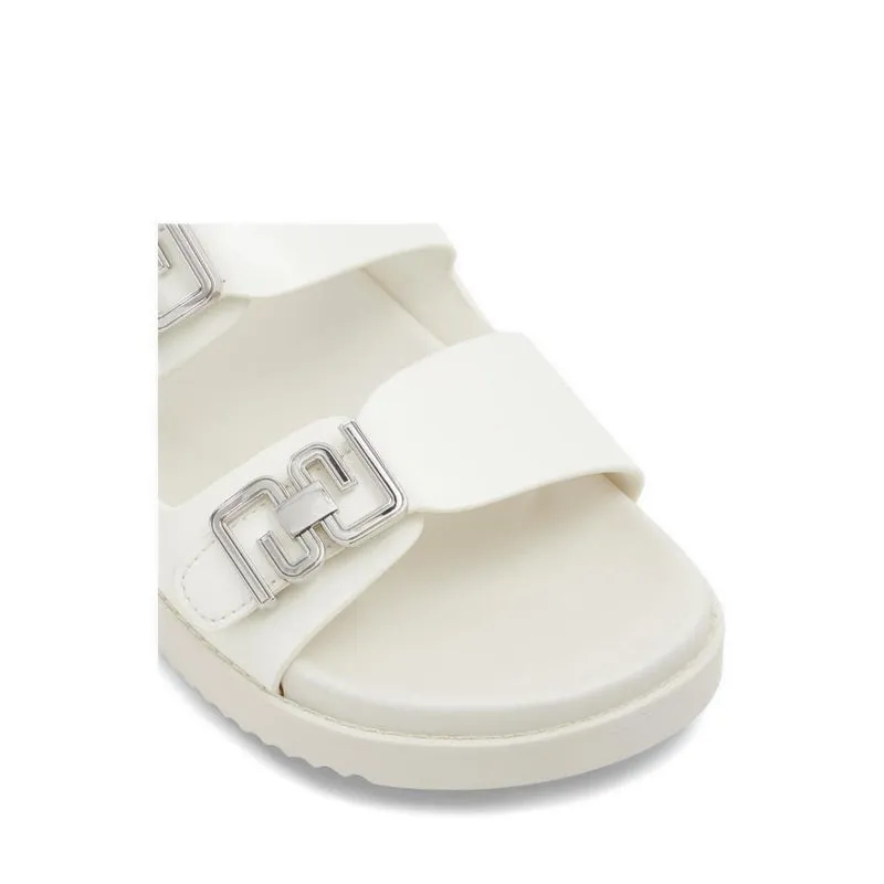 Alessie Flat Sandals - White