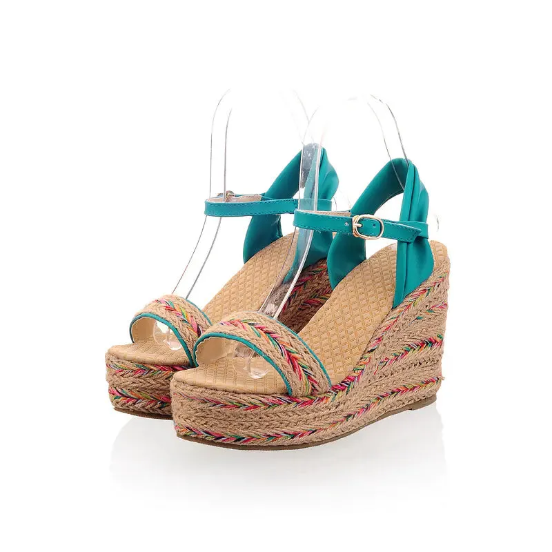 Bohemian Women's Straw Wedge Sandals in Ethnic Style