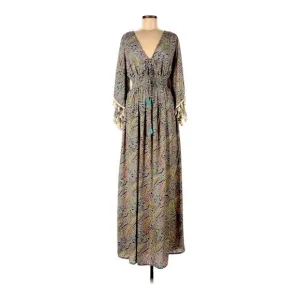Boho Chic Maxi Dress with Tassel Detail