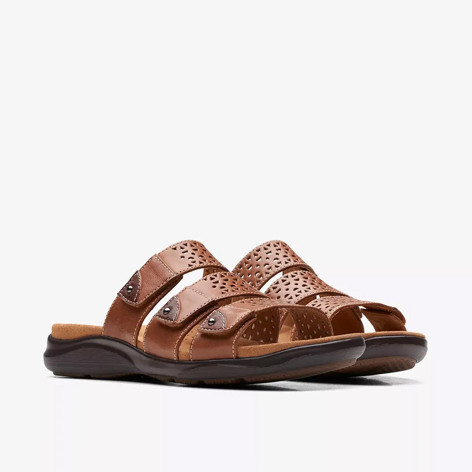 Clarks Women's Kitly Walk Tan | White