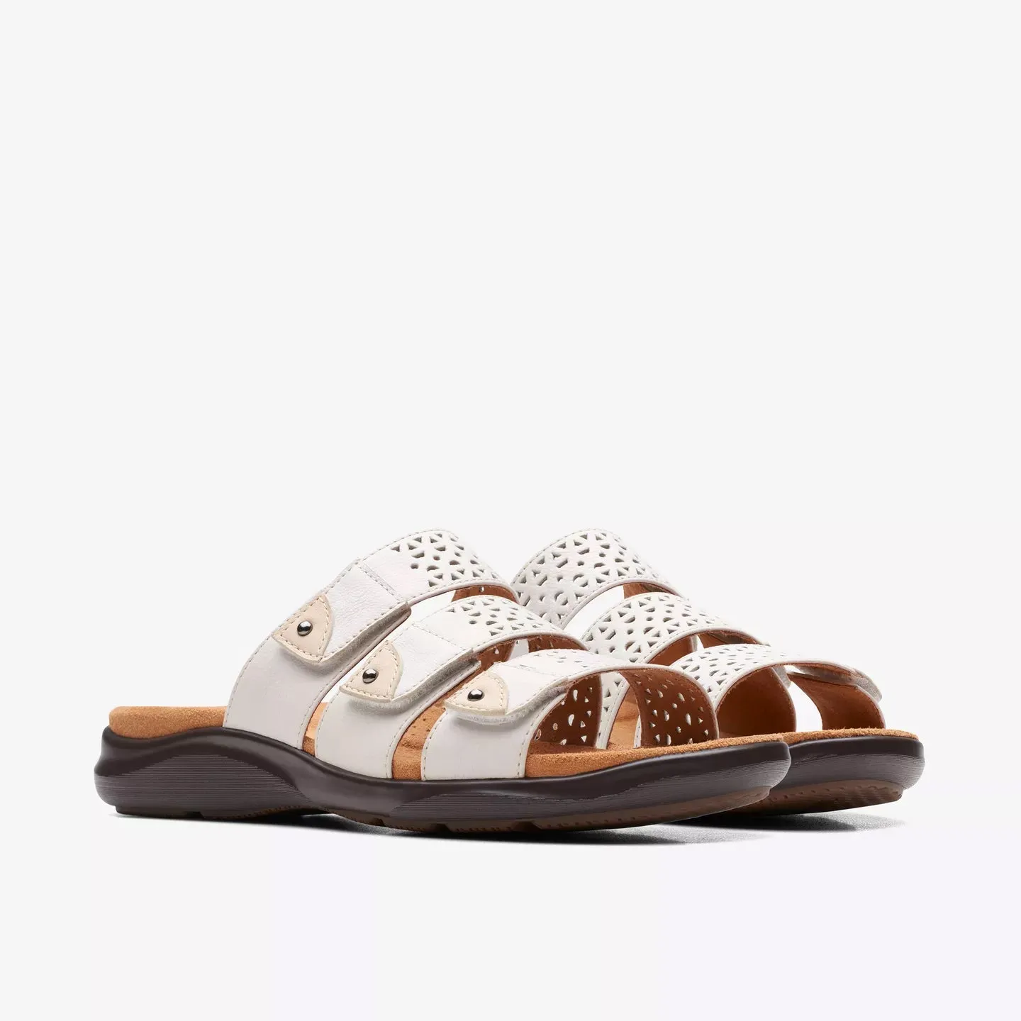 Clarks Women's Kitly Walk Tan | White