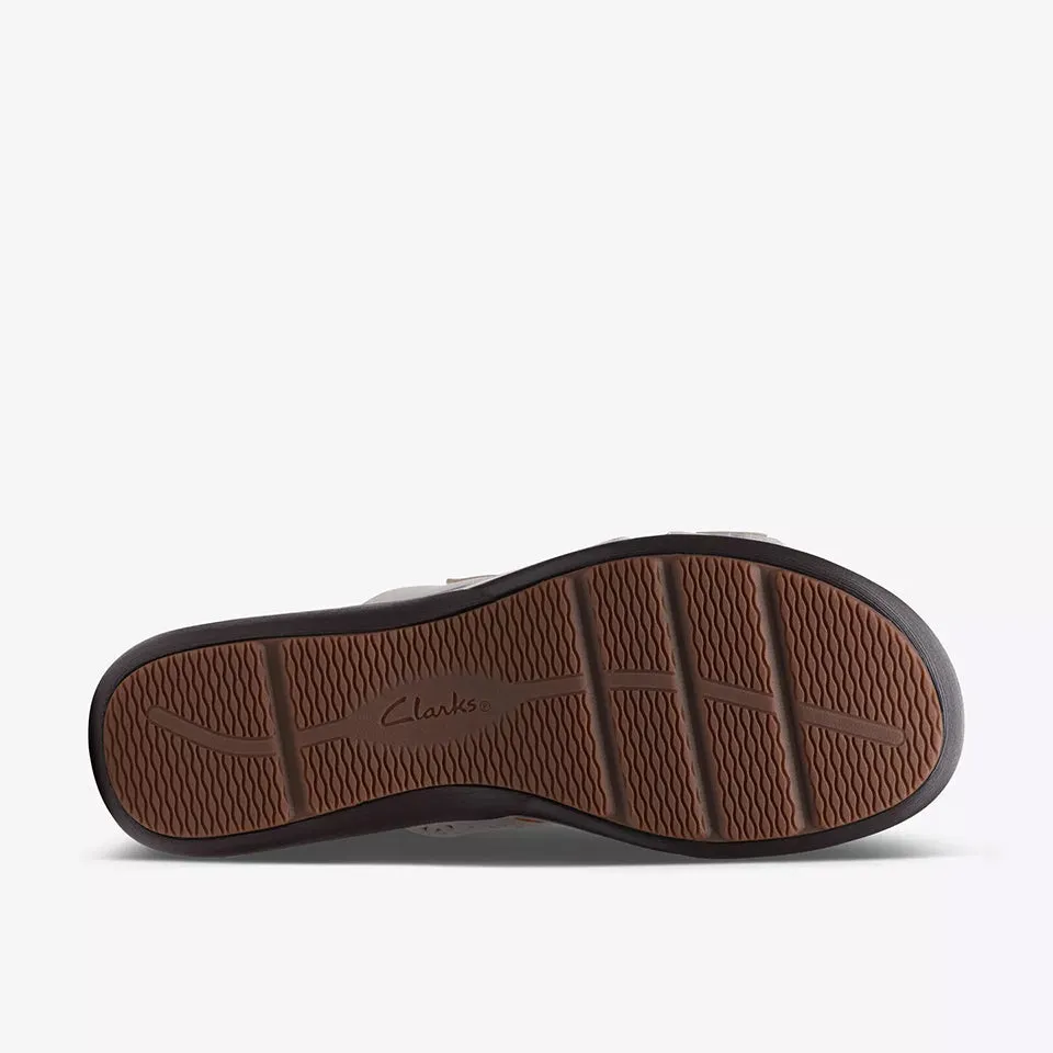 Clarks Women's Kitly Walk Tan | White