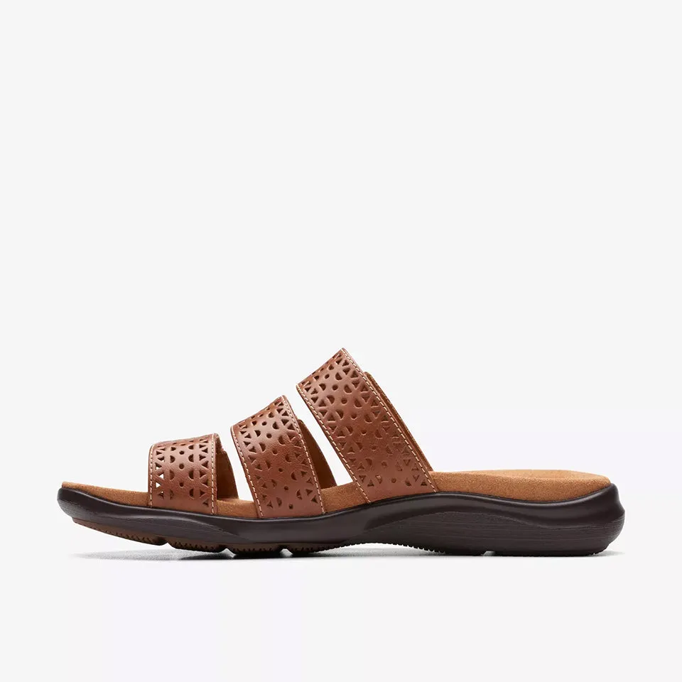 Clarks Women's Kitly Walk Tan | White