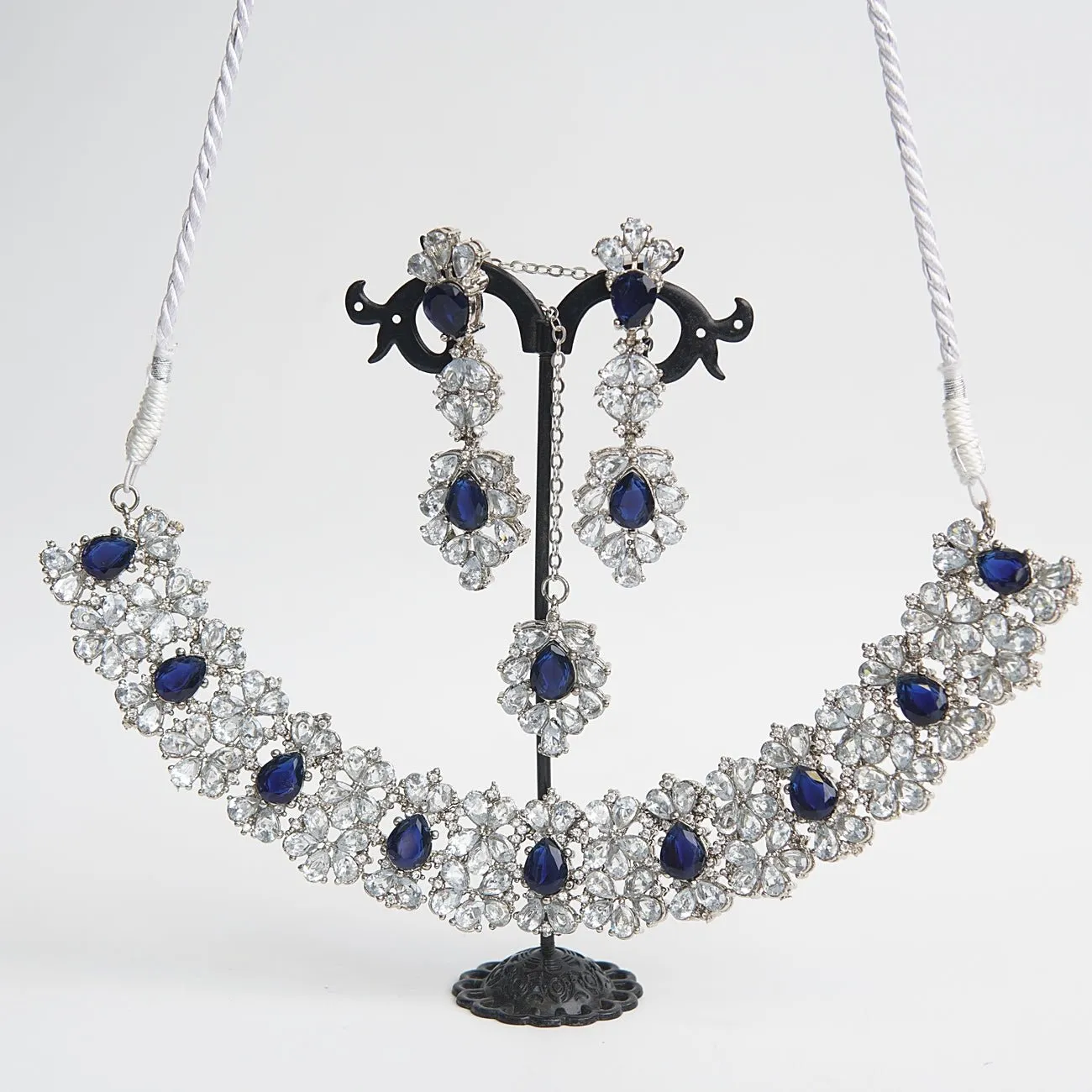 Cubic Zirconia Silver Neckbelt Set