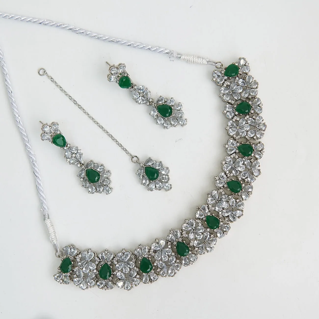 Cubic Zirconia Silver Neckbelt Set