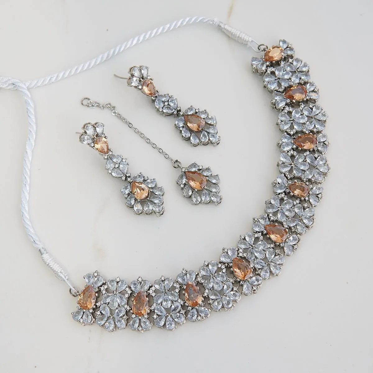 Cubic Zirconia Silver Neckbelt Set