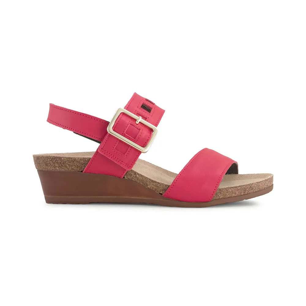 Dynasty Sandal (5052)