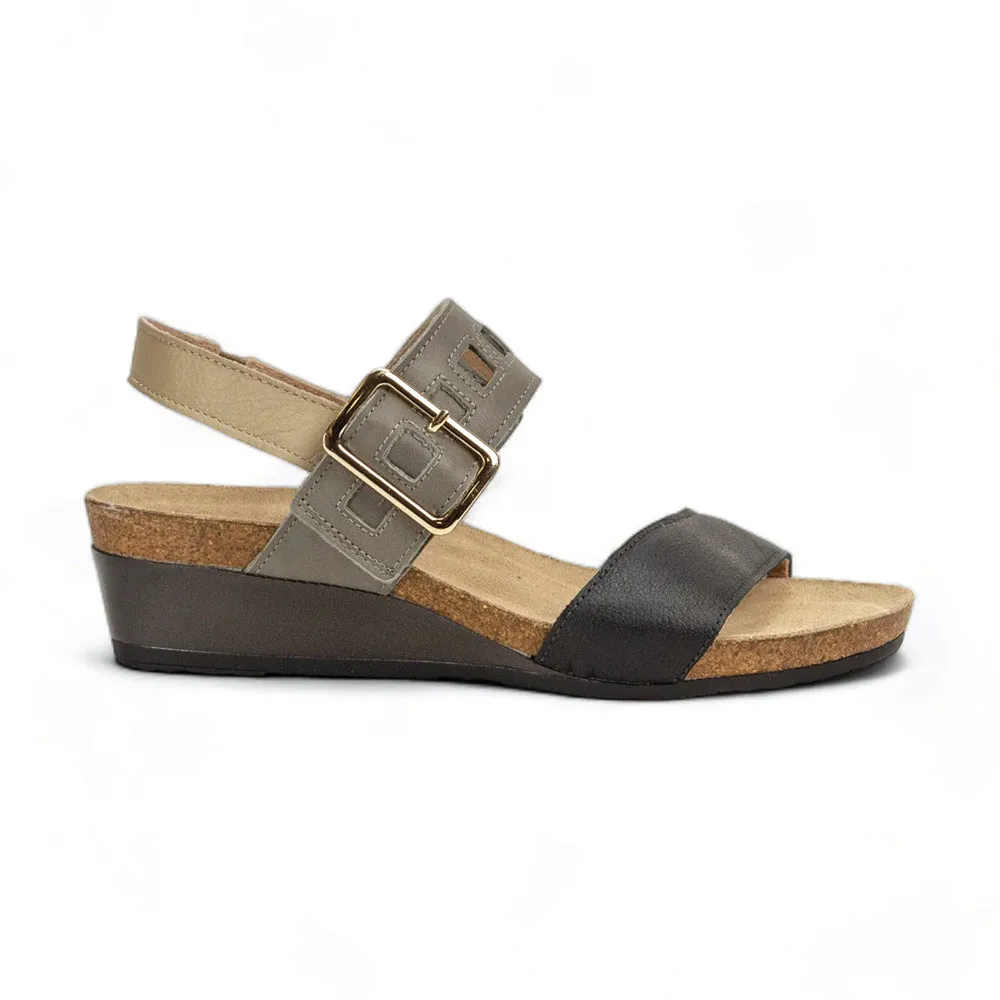 Dynasty Sandal (5052)
