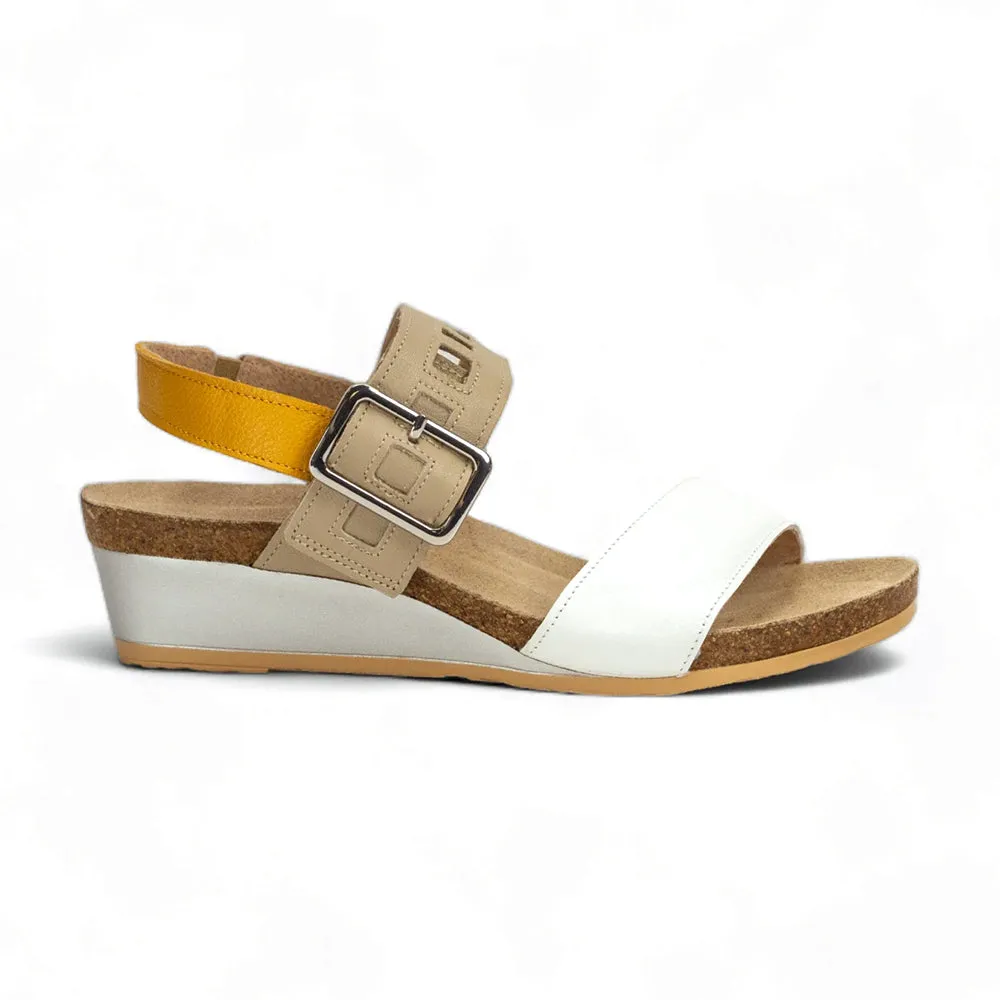 Dynasty Sandal (5052)