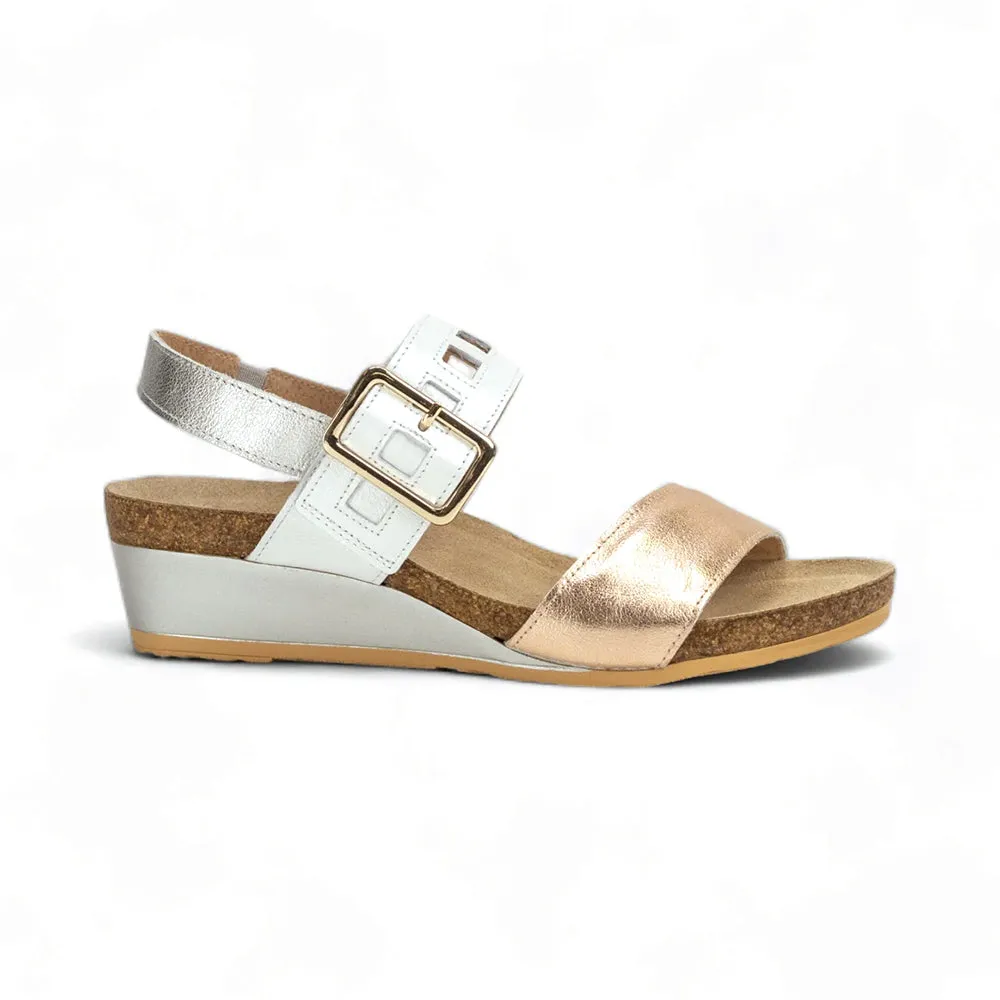 Dynasty Sandal (5052)