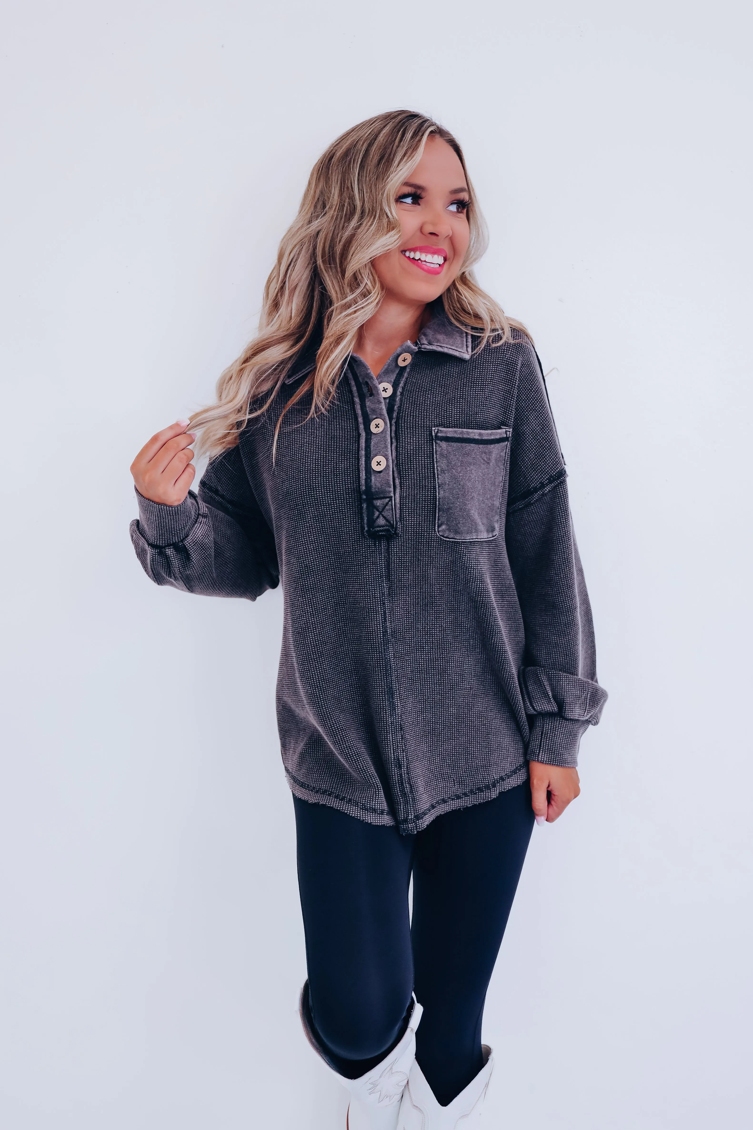 Harlan Contrasting Collared Top- Black