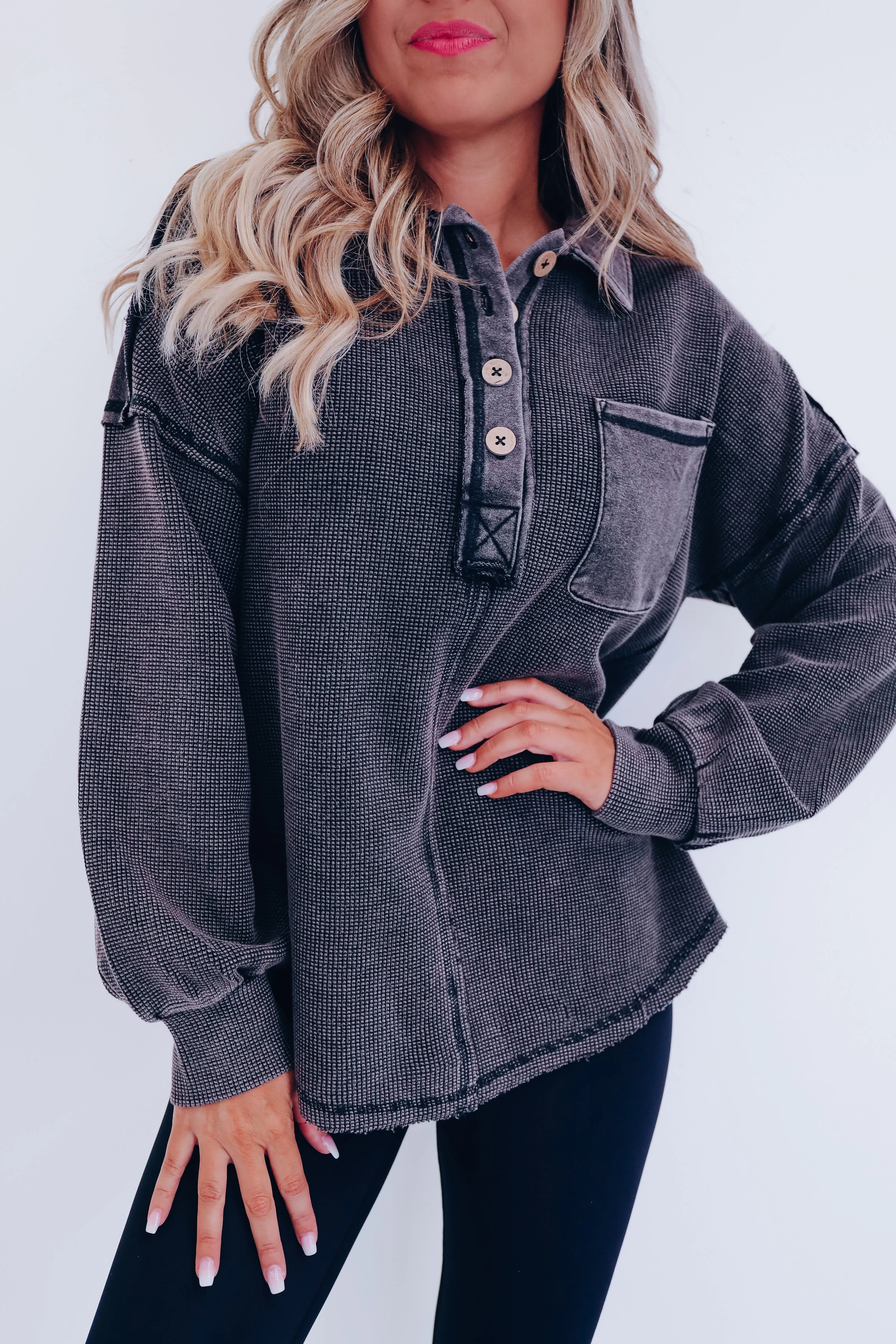 Harlan Contrasting Collared Top- Black