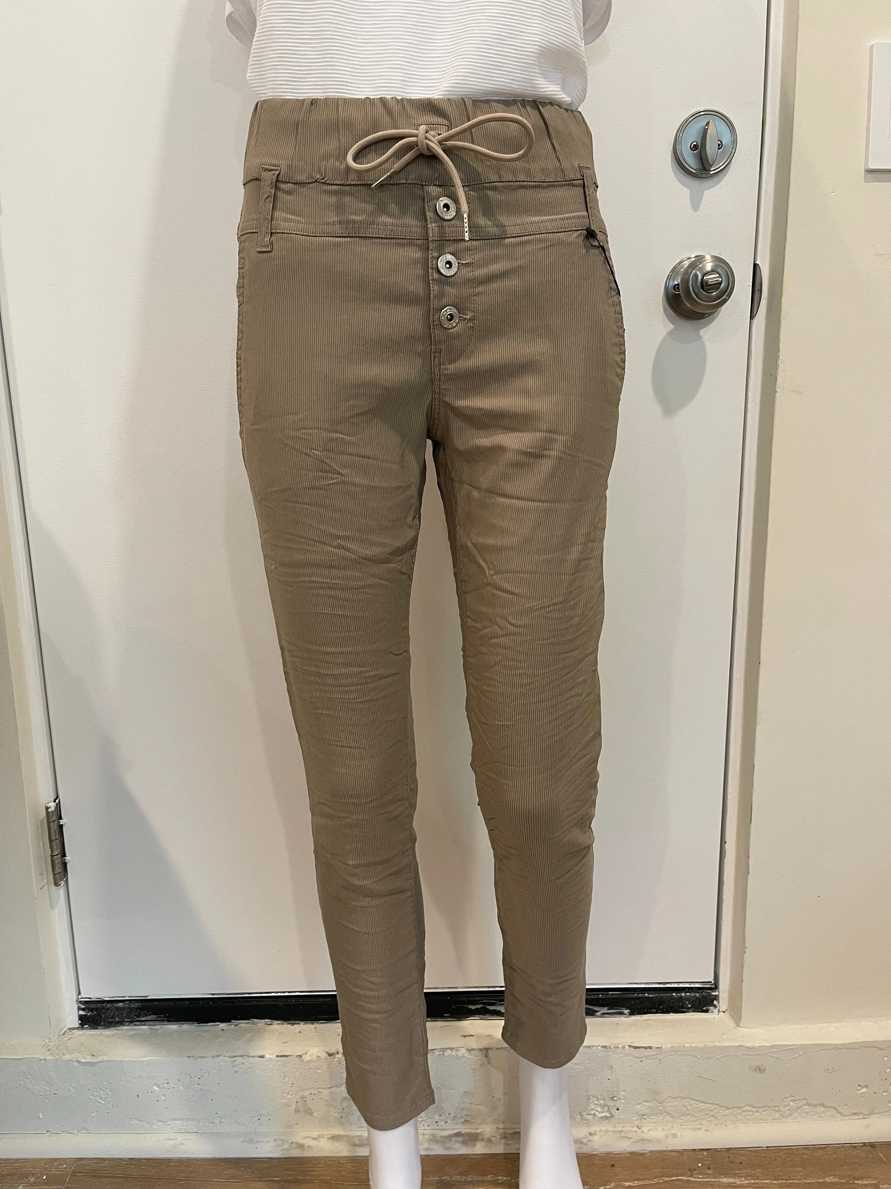 Scandal Beige Stripe