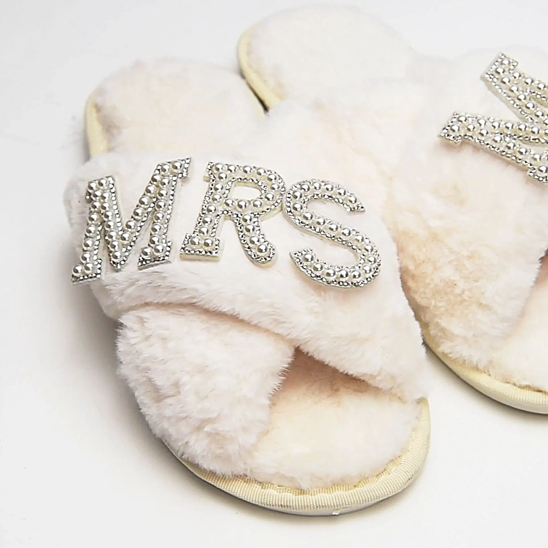Step into Sparkle: Customizable White & Pink Faux Fur Slippers In White  Pink Size S to L