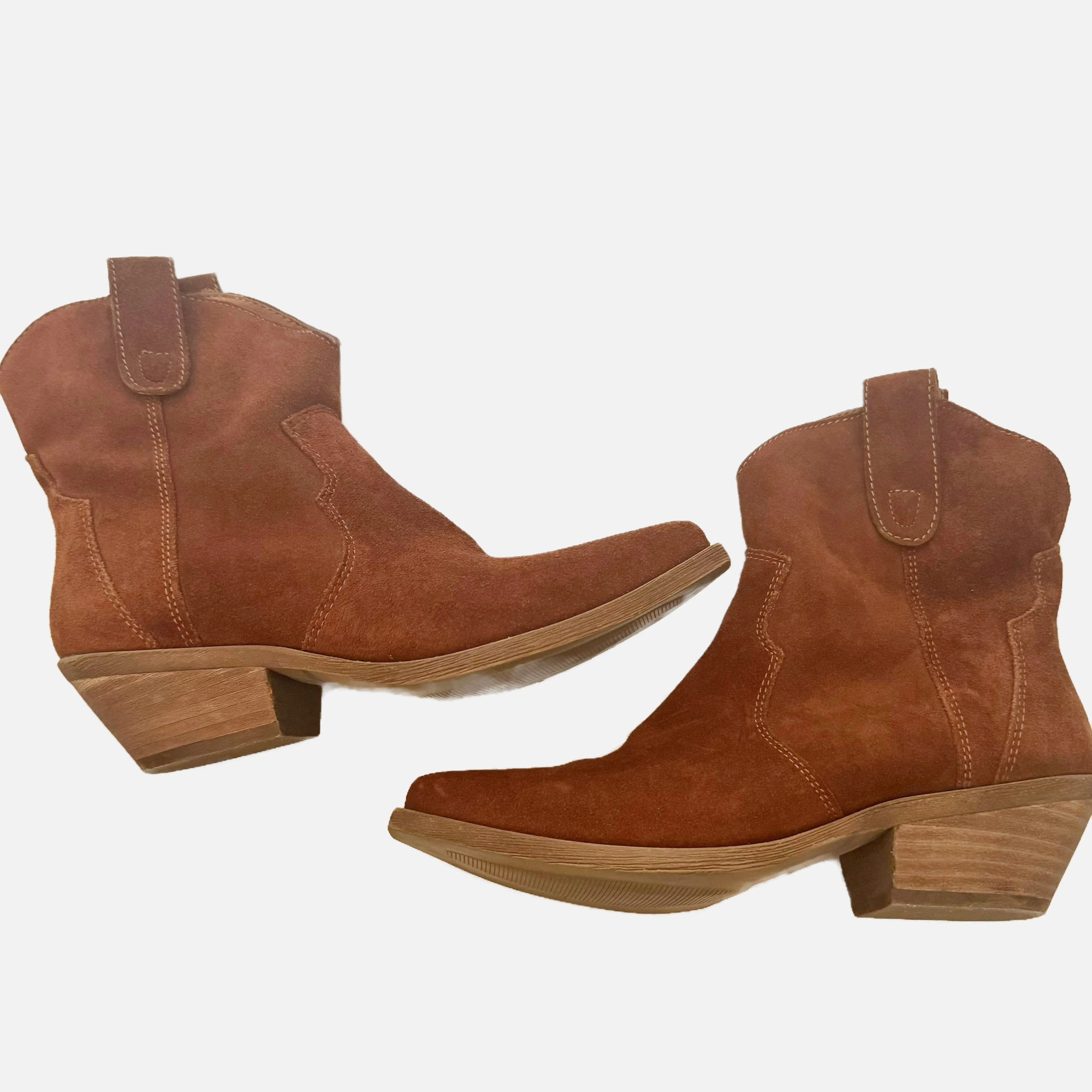 Steve Madden Brown Suede Western Booties