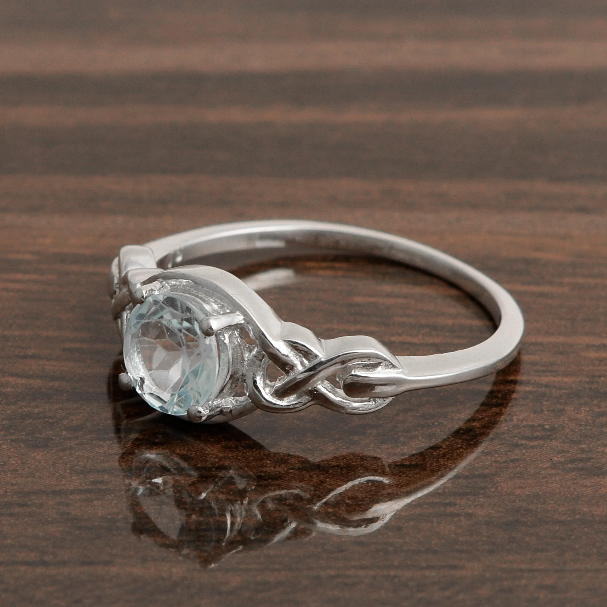 Stylish 925 Sterling Silver Round 6MM Blue Topaz Women Love Wedding Ring