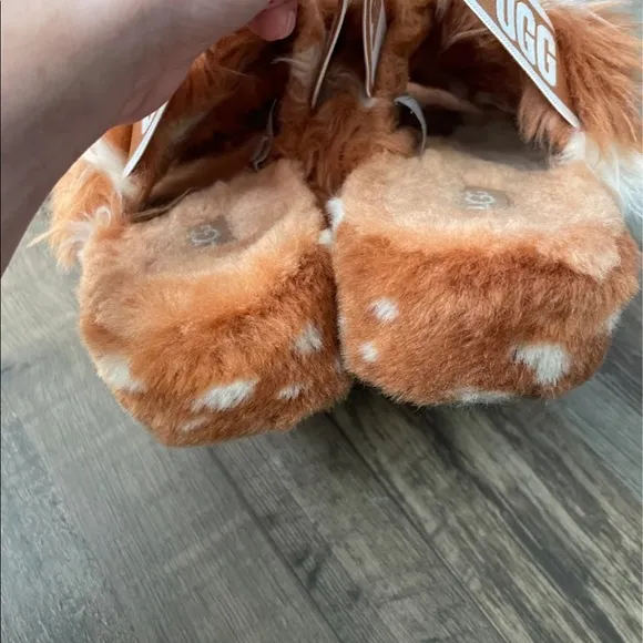Ugg Fluff Yeah Sandals/Shoes 7