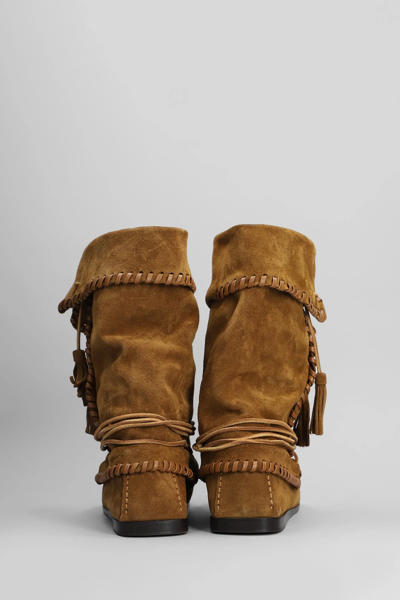 Winki low heels boots in brown suede
