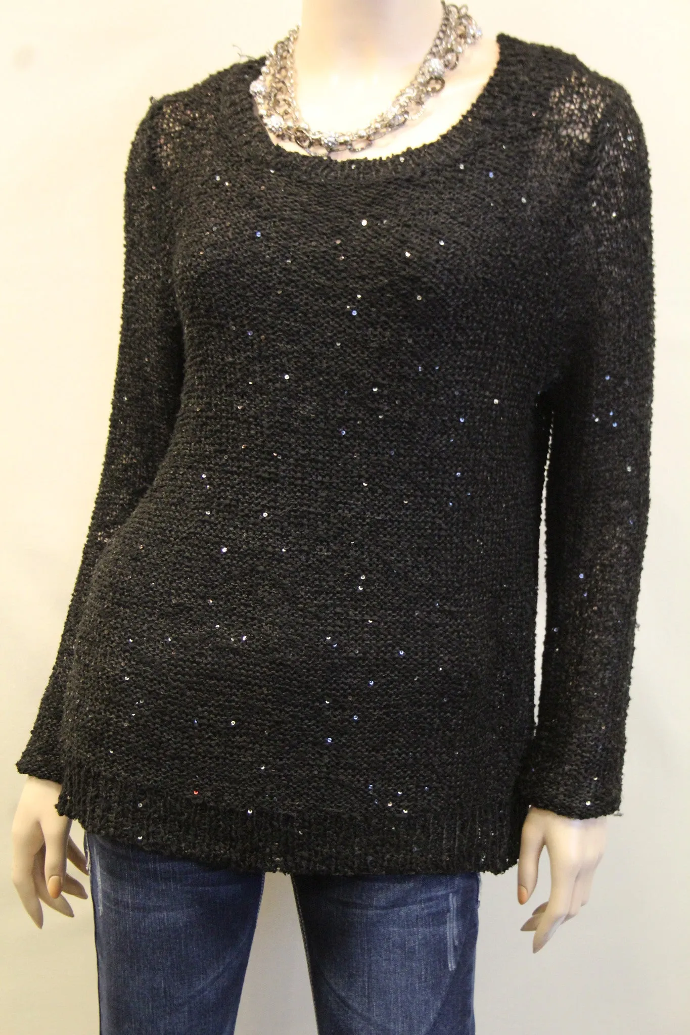 Yahada | Sequin Knit Sweater with Pleated Back Black